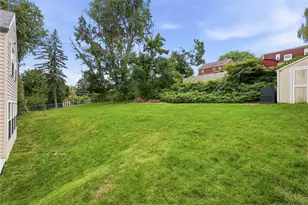 82 E Manilla Ave, Green Tree, PA 15220 - Photo 29