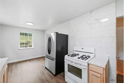 601 Howard St, Harmony Township, PA 15003 - Photo 13