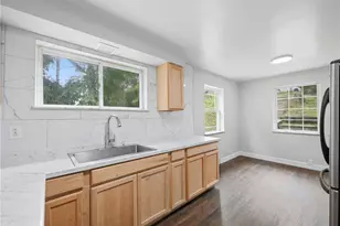 601 Howard St, Harmony Township, PA 15003 - Photo 11