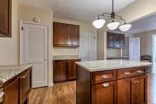 200 College Ave, Mt Pleasant Boro, PA 15666 - Photo 17