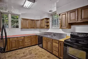 6430 Bartlett St, Pittsburgh, PA 15217 - Photo 15