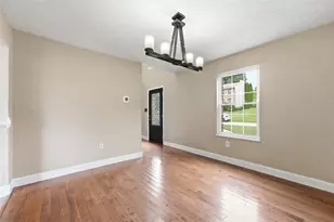 328 Whitney Chase Ln, North Huntingdon, PA 15642 - Photo 9