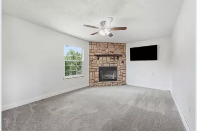 328 Whitney Chase Lane, North Huntingdon, PA 15642 - Photo 5