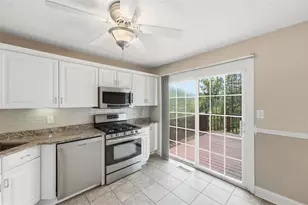 328 Whitney Chase Ln, North Huntingdon, PA 15642 - Photo 13