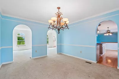 209 Jaclyn Dr, Cranberry Township, PA 16066 - Photo 11