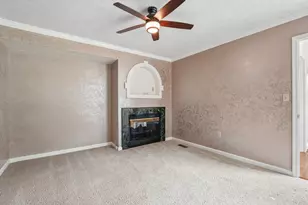 209 Jaclyn Dr, Cranberry Township, PA 16066 - Photo 7