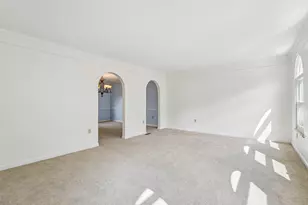 209 Jaclyn Dr, Cranberry Township, PA 16066 - Photo 11