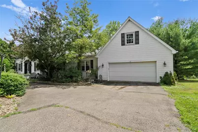 1733 Locust Road, Pittsburgh, PA 15143 - Photo 3