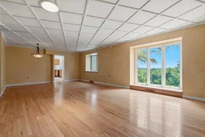 1733 Locust Road, Pittsburgh, PA 15143 - Photo 17