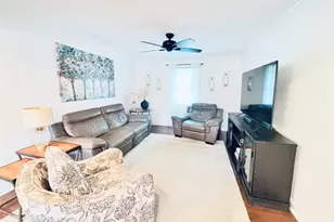 49 Sunnyside Ave, Collier Township, PA 15106 - Photo 9