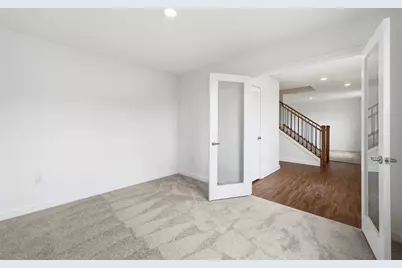 498 Gardenia Drive, Rostraver, PA 15012 - Photo 5