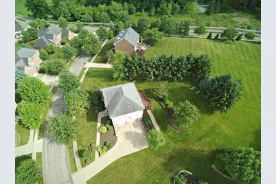 120 Middleground Pl, Cranberry Township, PA 16066 - Photo 3