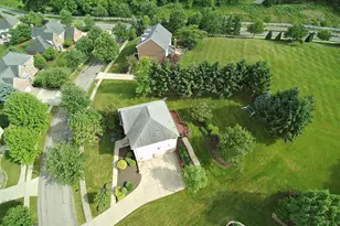 120 Middleground Pl, Cranberry Township, PA 16066 - Photo 3