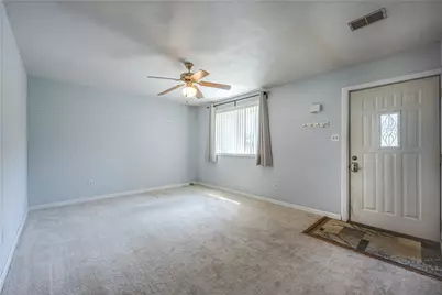 327 Beech Rd, Pittsburgh, PA 15239 - Photo 11