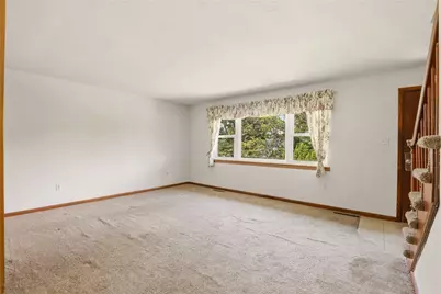 523 Bluff Street, Westmont Hilltop School District, PA 15905 - Photo 9