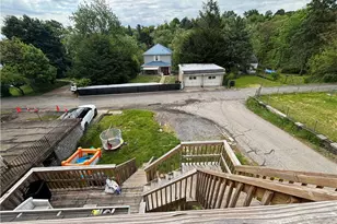 1031 Tyndall St, Pittsburgh, PA 15204 - Photo 9