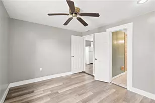 425 Iberia St, Pittsburgh, PA 15211 - Photo 11