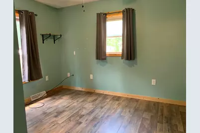 7140 Lamor Road, Jackson Township, PA 16150 - Photo 11