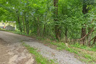 1300 W 9th St, Big Beaver, PA 15010 - Photo 29