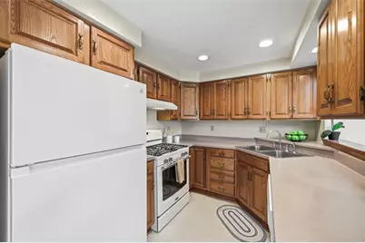125 Eakin Ave, Ross Twp, PA 15214 - Photo 11