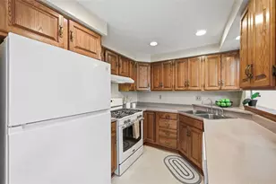125 Eakin Ave, Ross Twp, PA 15214 - Photo 11