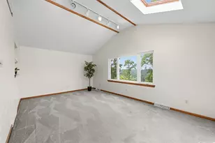 125 Eakin Ave, Ross Twp, PA 15214 - Photo 13
