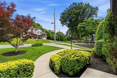 125 Eakin Ave, Ross Twp, PA 15214 - Photo 3