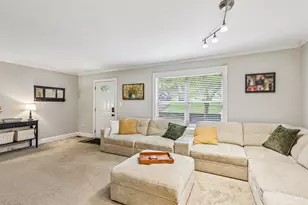 10 Yale Ave, Pittsburgh, PA 15229 - Photo 5