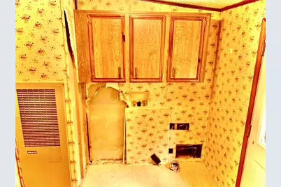 11 S Park Blvd, Hempfield Township, PA 16125 - Photo 11