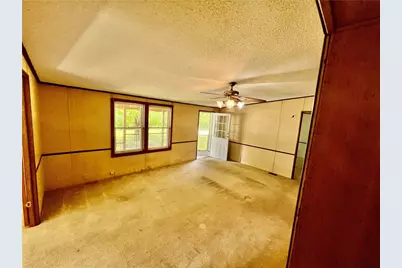 11 S Park Blvd, Hempfield Township, PA 16125 - Photo 5
