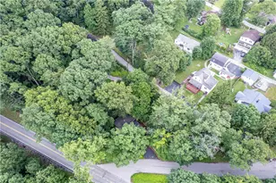 486 Woodlawn Ave, Hempfield Township, PA 15644 - Photo 13