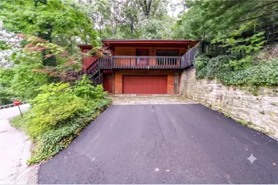 486 Woodlawn Ave, Hempfield Township, PA 15644 - Photo 3