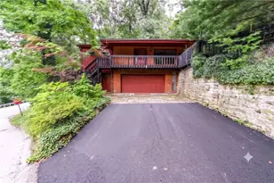 486 Woodlawn Ave, Hempfield Township, PA 15644 - Photo 3