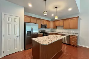 2046 Croghan Dr, Collier Township, PA 15106 - Photo 3