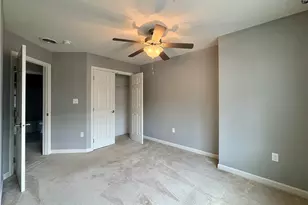 2046 Croghan Dr, Collier Township, PA 15106 - Photo 17