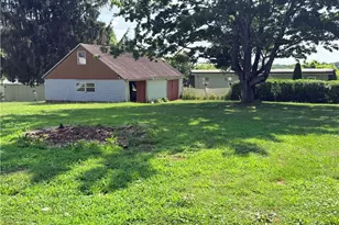 107 W Scenic Dr, Manor Township, PA 16201 - Photo 23