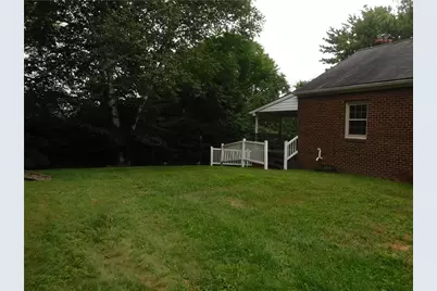 810 Longvue Dr, North Sewickley Township, PA 16117 - Photo 11