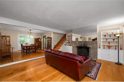 3871 Green Valley Dr, Pittsburgh, PA 15235 - Photo 7
