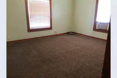 435 Wilson St, Sharon, PA 16146 - Photo 15