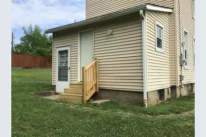 435 Wilson St, Sharon, PA 16146 - Photo 5