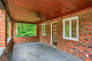 813 Washington Dr, Ross Twp, PA 15229 - Photo 9