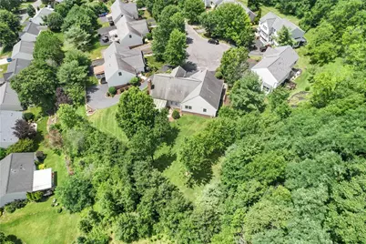 120 Horseshoe Cir East, North Strabane, PA 15317 - Photo 27