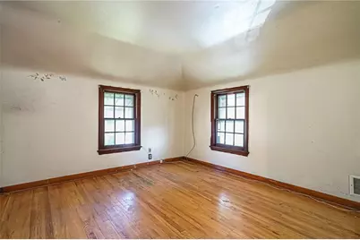 1035 McCoy Rd, Kennedy Township, PA 15136 - Photo 13