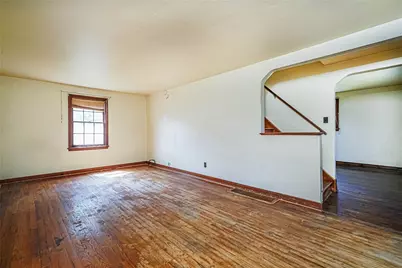 1035 McCoy Rd, Kennedy Township, PA 15136 - Photo 3