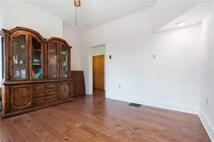330 Kaercher St, Pittsburgh, PA 15207 - Photo 5