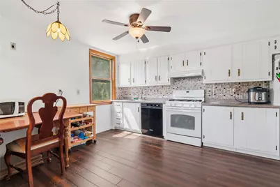330 Kaercher St, Pittsburgh, PA 15207 - Photo 11