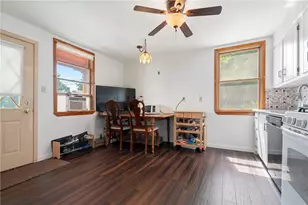 330 Kaercher St, Pittsburgh, PA 15207 - Photo 9