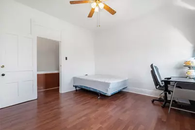 330 Kaercher St, Pittsburgh, PA 15207 - Photo 17