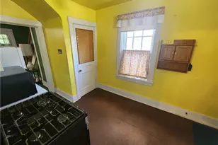 8276 Ohio River Blvd, Pittsburgh, PA 15202 - Photo 13