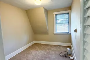 8276 Ohio River Blvd, Pittsburgh, PA 15202 - Photo 13